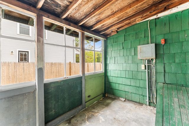 170 Wareham Rd, Marion, MA 02738