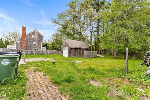170 Wareham Rd, Marion, MA 02738