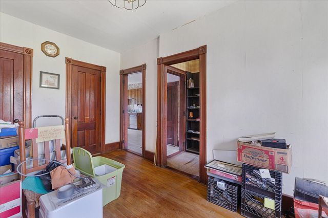 99 Lovett Rd, Oxford, MA 01540