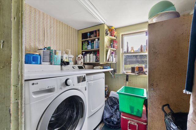 99 Lovett Rd, Oxford, MA 01540