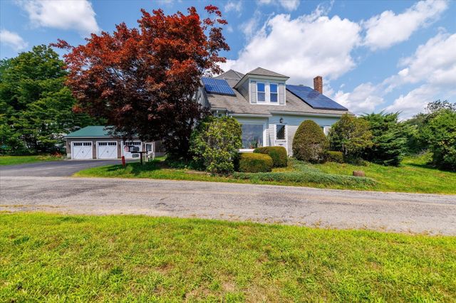 99 Lovett Rd, Oxford, MA 01540