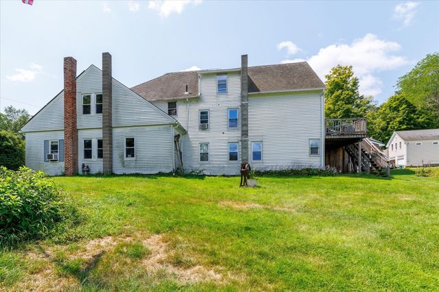 99 Lovett Rd, Oxford, MA 01540