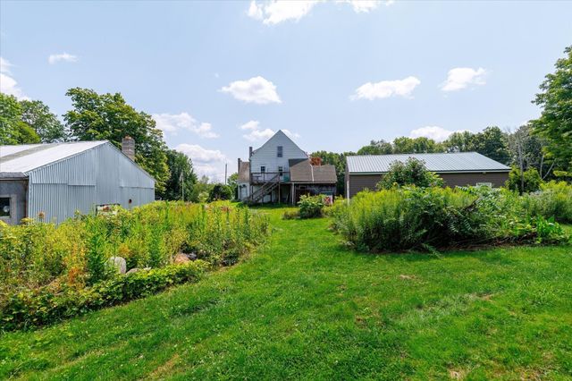 99 Lovett Rd, Oxford, MA 01540