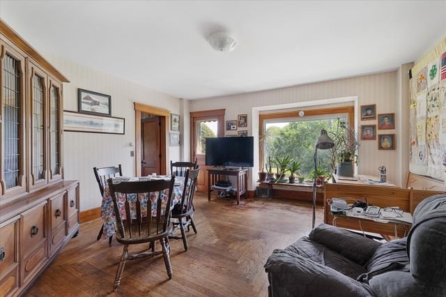99 Lovett Rd, Oxford, MA 01540