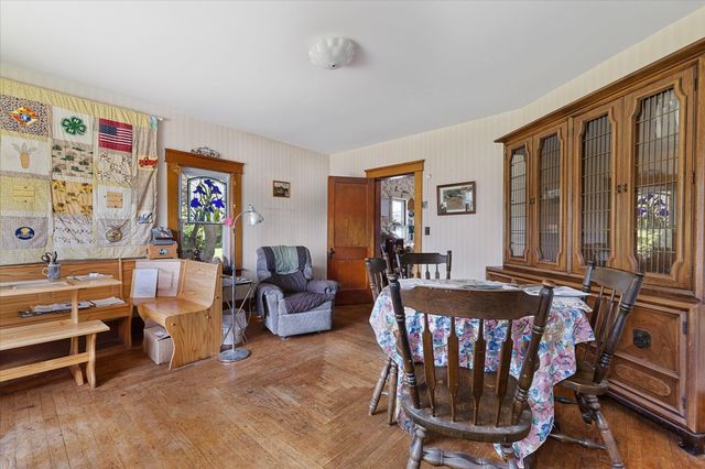 99 Lovett Rd, Oxford, MA 01540