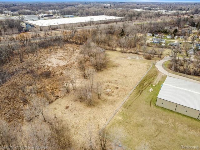 1139 S Dettman Road, Leoni Township, MI 49203