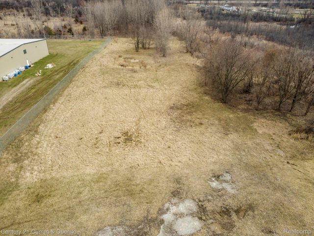 1139 S Dettman Road, Leoni Township, MI 49203