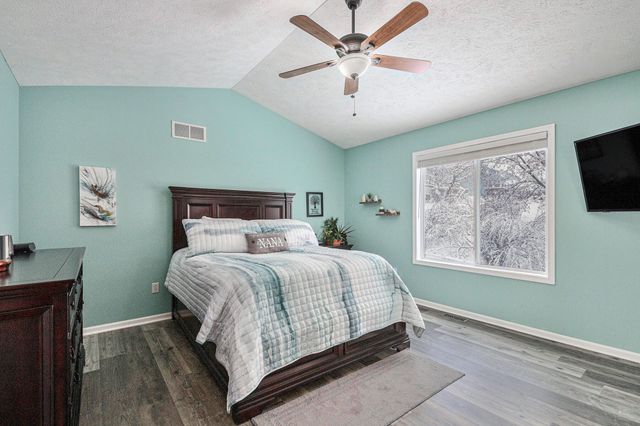 241 Glendale Drive Ne, Rockford City, MI 49341