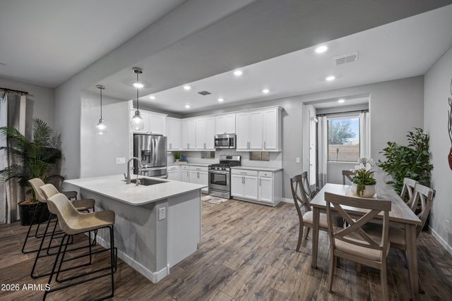 440 W PINNACLE RIDGE Drive, San Tan Valley, AZ 85140