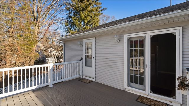 11 College Hill Road 4A, Warwick, RI 02886