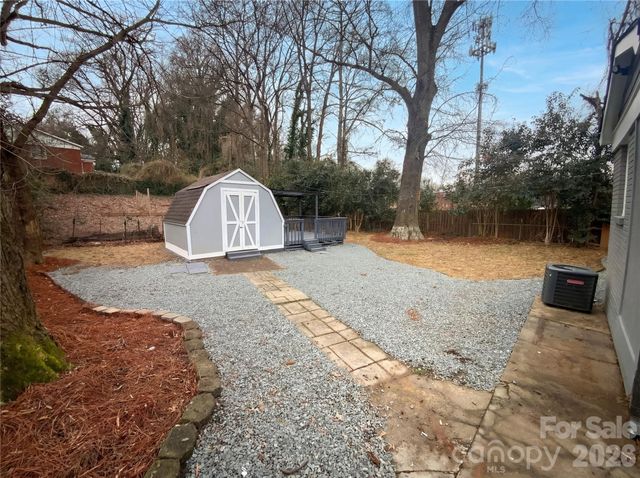2122 Kilborne Drive, Charlotte, NC 28205