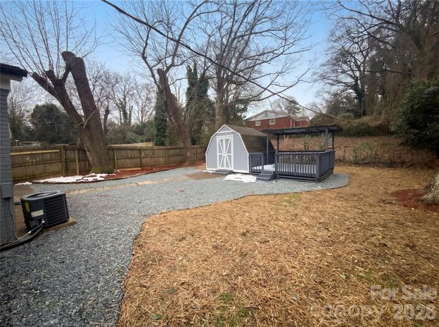 2122 Kilborne Drive, Charlotte, NC 28205