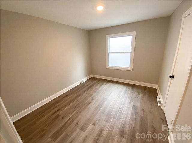 2122 Kilborne Drive, Charlotte, NC 28205