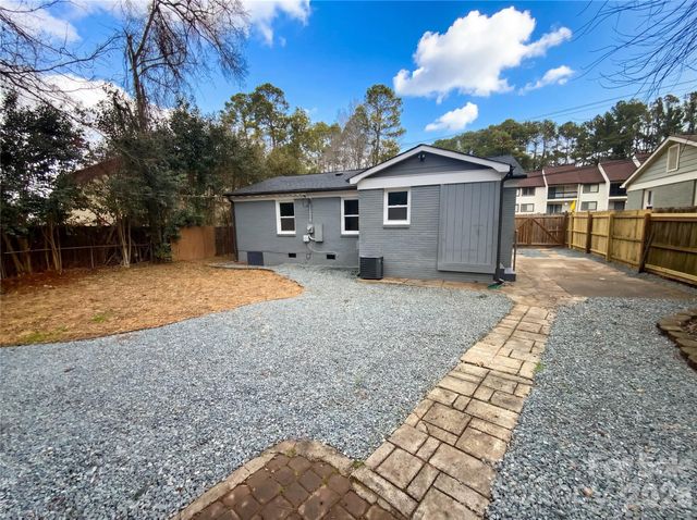 2122 Kilborne Drive, Charlotte, NC 28205