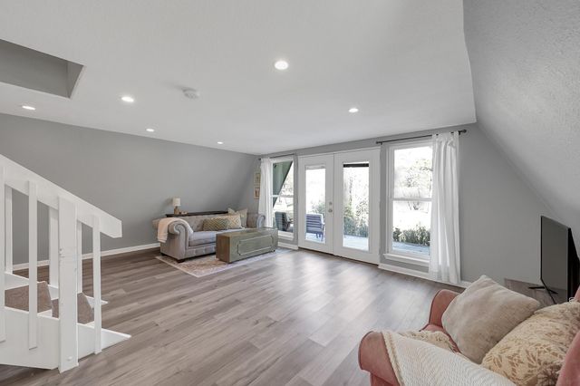 1500 W Pine Lake Circle, Conroe, TX 77316