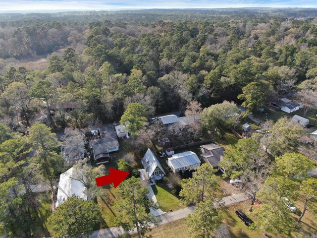 1500 W Pine Lake Circle, Conroe, TX 77316