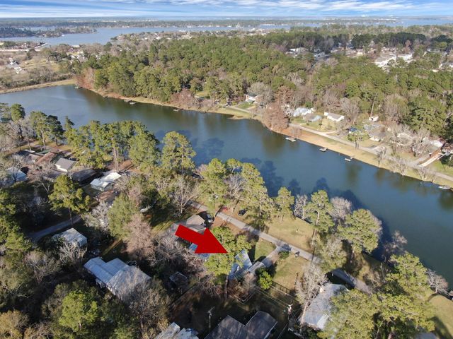 1500 W Pine Lake Circle, Conroe, TX 77316