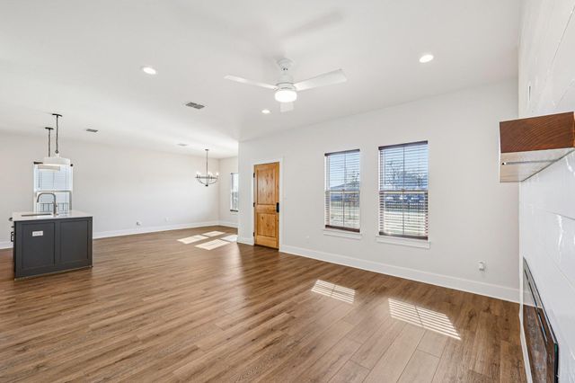 418 Stagecoach Trl. TRL, San Marcos, TX 78666