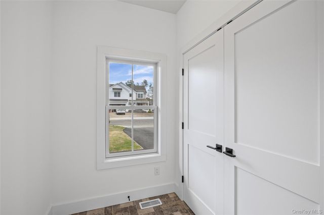 11 Colonels Path, Manorville, NY 11949