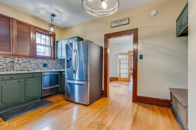 1107 Holston Avenue, Bristol, TN 37620