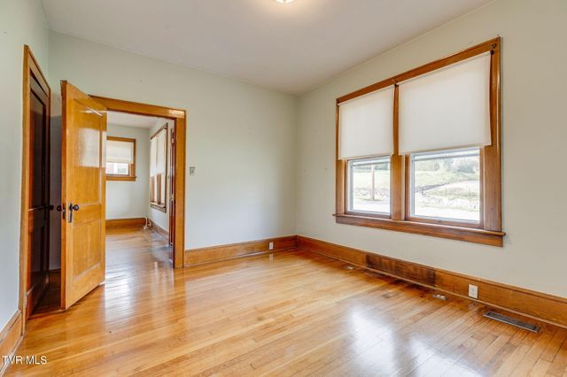 1107 Holston Avenue, Bristol, TN 37620