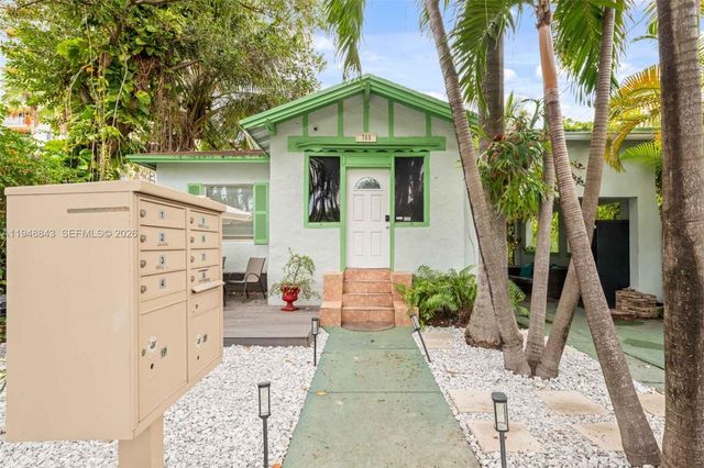 769 NW 10th, Miami, FL 33136