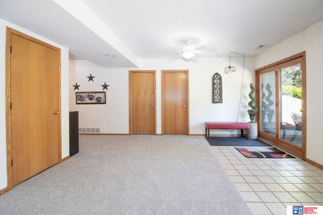 2012 Old Glory Road, Lincoln, NE 68521