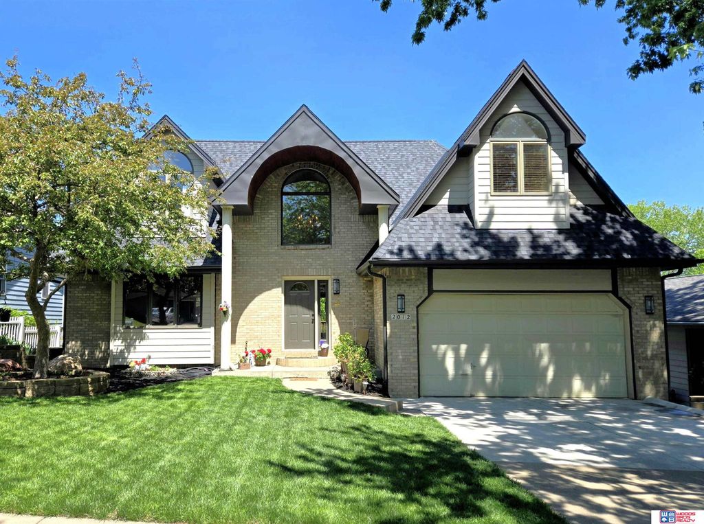 2012 Old Glory Road, Lincoln, NE 68521