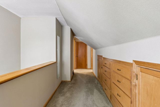 1031 Bowdoin Street, Saint Paul, MN 55116