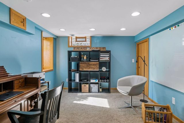 1031 Bowdoin Street, Saint Paul, MN 55116