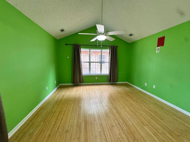 570 Ridge Dr., Myrtle Beach, SC 29588