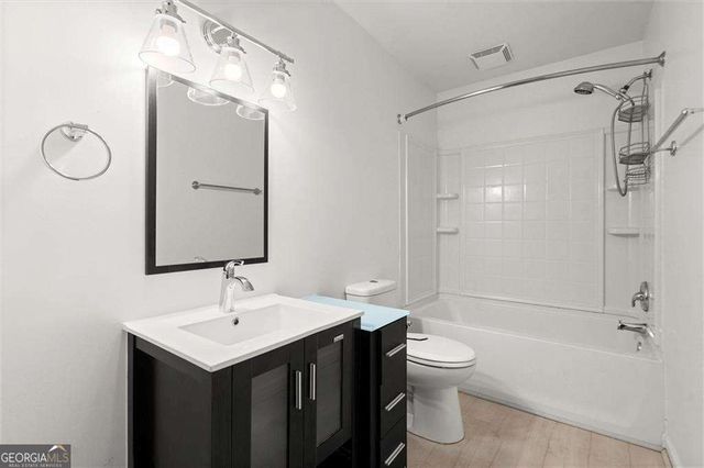 164 Oxbo Road, Roswell, GA 30075