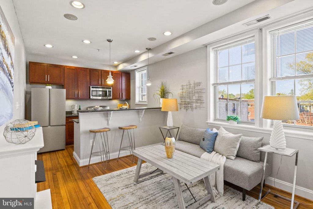 410 15TH ST NE #22, Washington, DC 20002