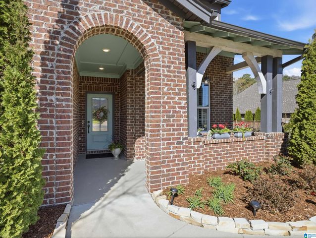 553 GRIFFIN LAKE TRACE, Birmingham, AL 35242