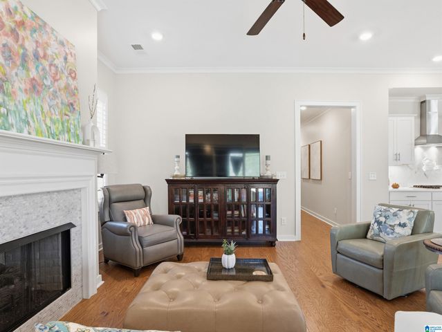 553 GRIFFIN LAKE TRACE, Birmingham, AL 35242