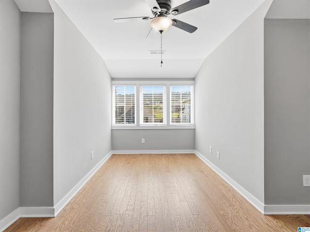 553 GRIFFIN LAKE TRACE, Birmingham, AL 35242