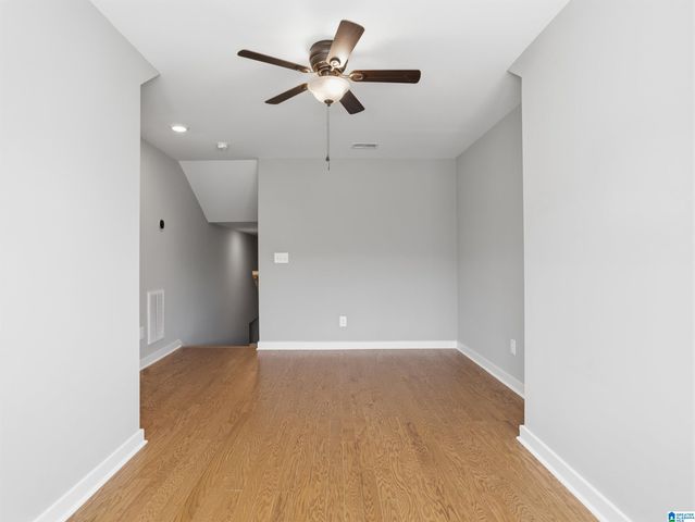 553 GRIFFIN LAKE TRACE, Birmingham, AL 35242