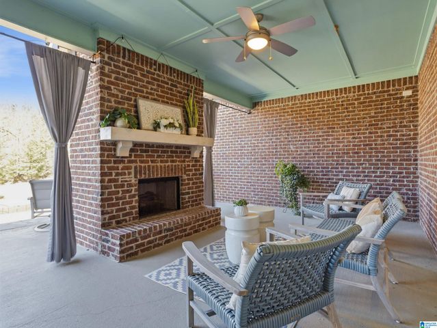 553 GRIFFIN LAKE TRACE, Birmingham, AL 35242