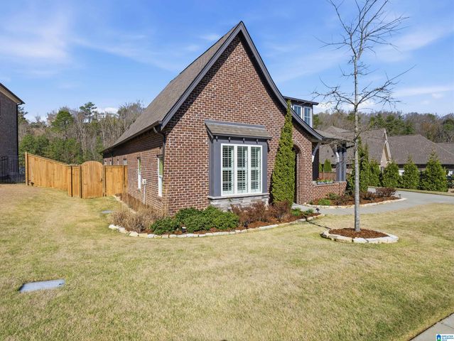 553 GRIFFIN LAKE TRACE, Birmingham, AL 35242
