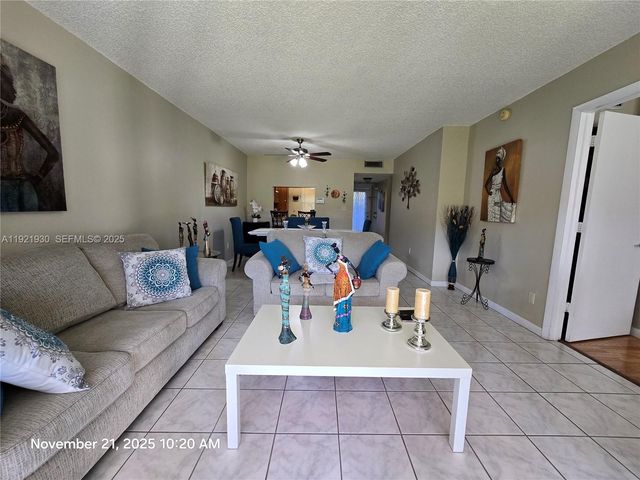 2900 NW 42nd Ave A109, Coconut Creek, FL 33066