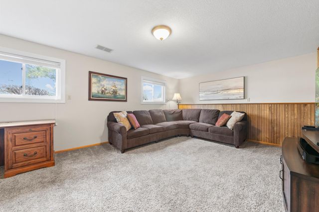 2639 Fairlawn Drive, Stillwater, MN 55082