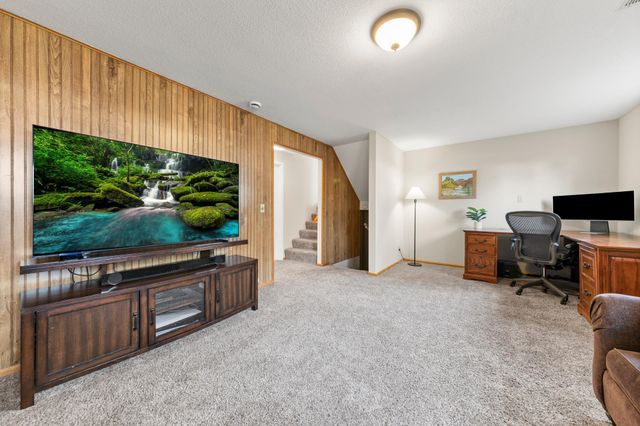 2639 Fairlawn Drive, Stillwater, MN 55082