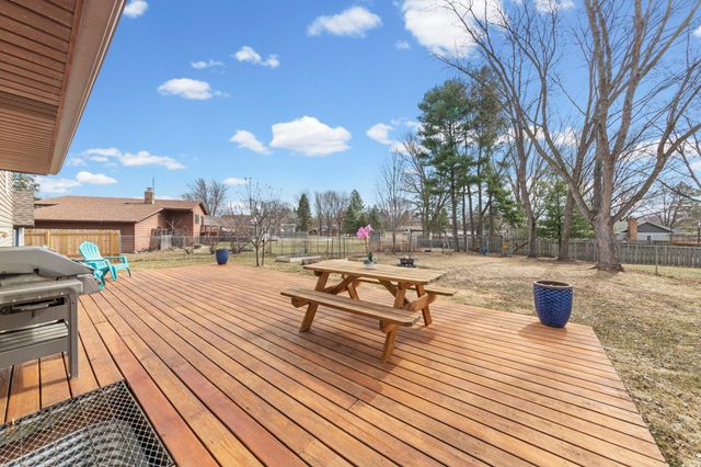 2639 Fairlawn Drive, Stillwater, MN 55082