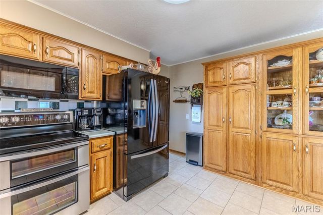 18397 Highway Hh, Lebanon, MO 65536