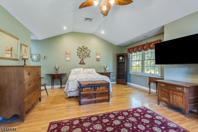 99 Duval St, Bridgewater Twp., NJ 08807