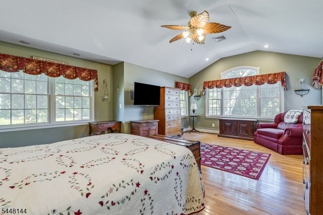 99 Duval St, Bridgewater Twp., NJ 08807