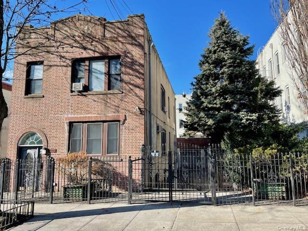 50-44 39th Street, Sunnyside, NY 11104