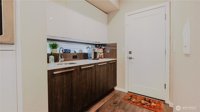 24028 SE 258th Way, Maple Valley, WA 98038