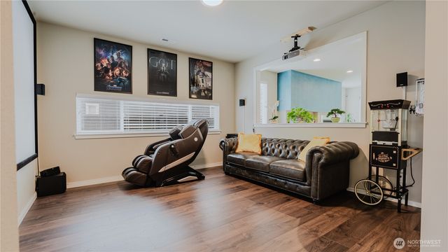 24028 SE 258th Way, Maple Valley, WA 98038