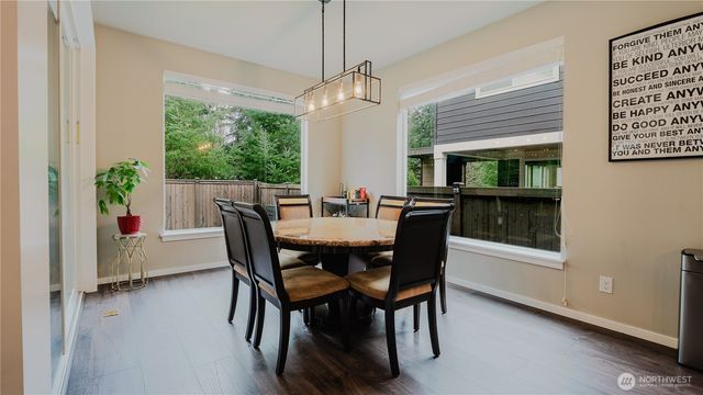 24028 SE 258th Way, Maple Valley, WA 98038